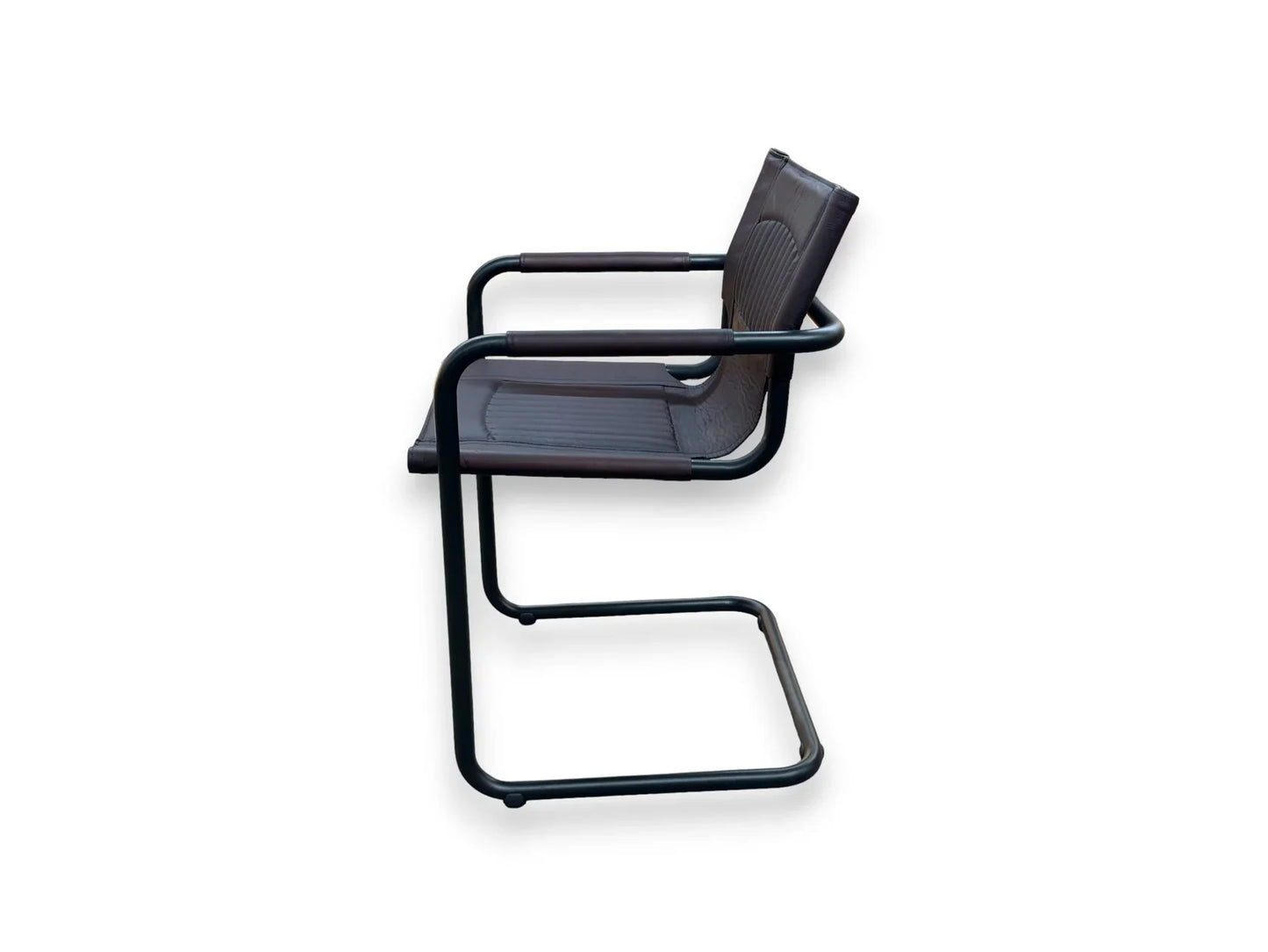 Scaun Gianni G – disponibil pe stoc