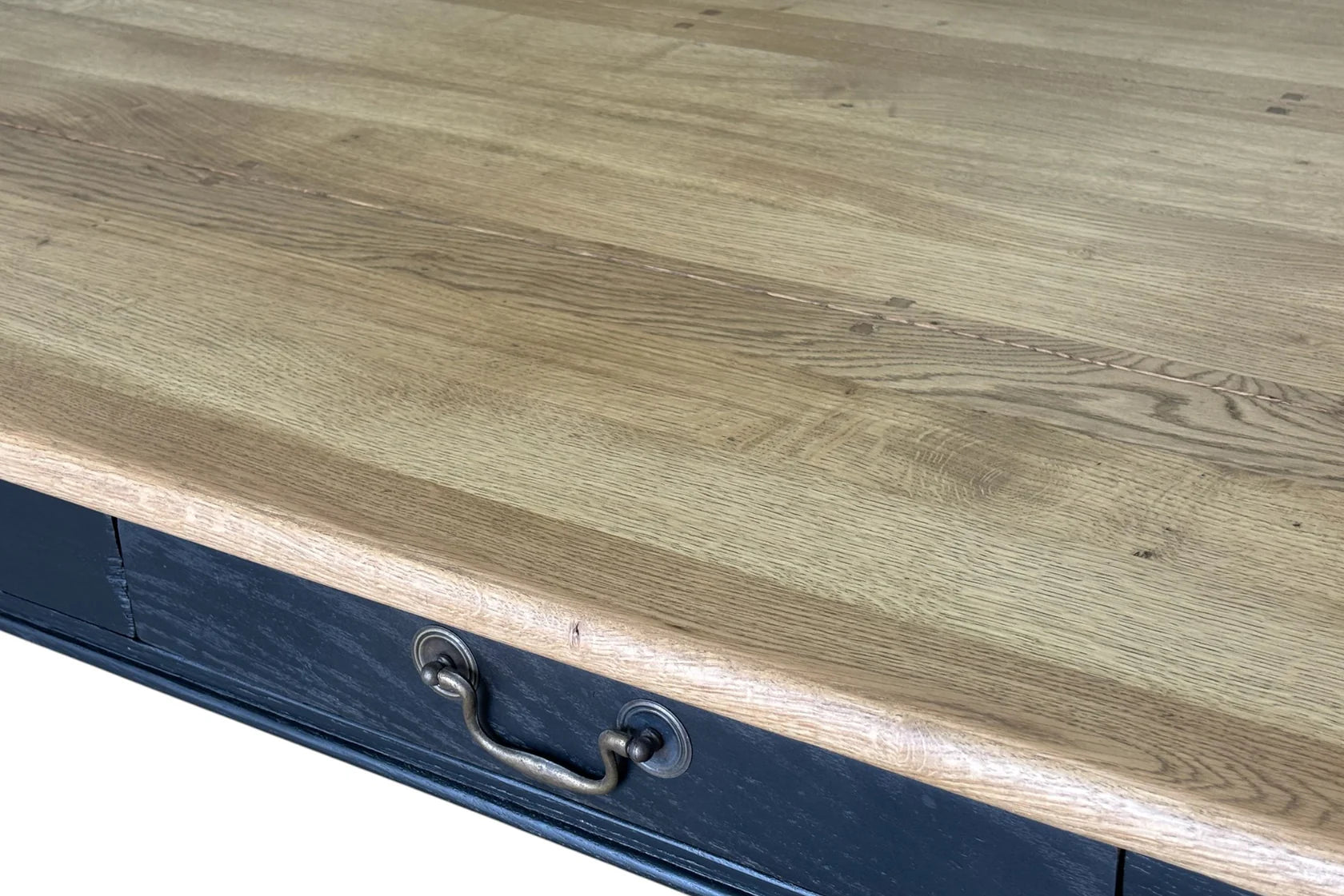 Masa MONTE CRISTO - pe stoc de vanzare